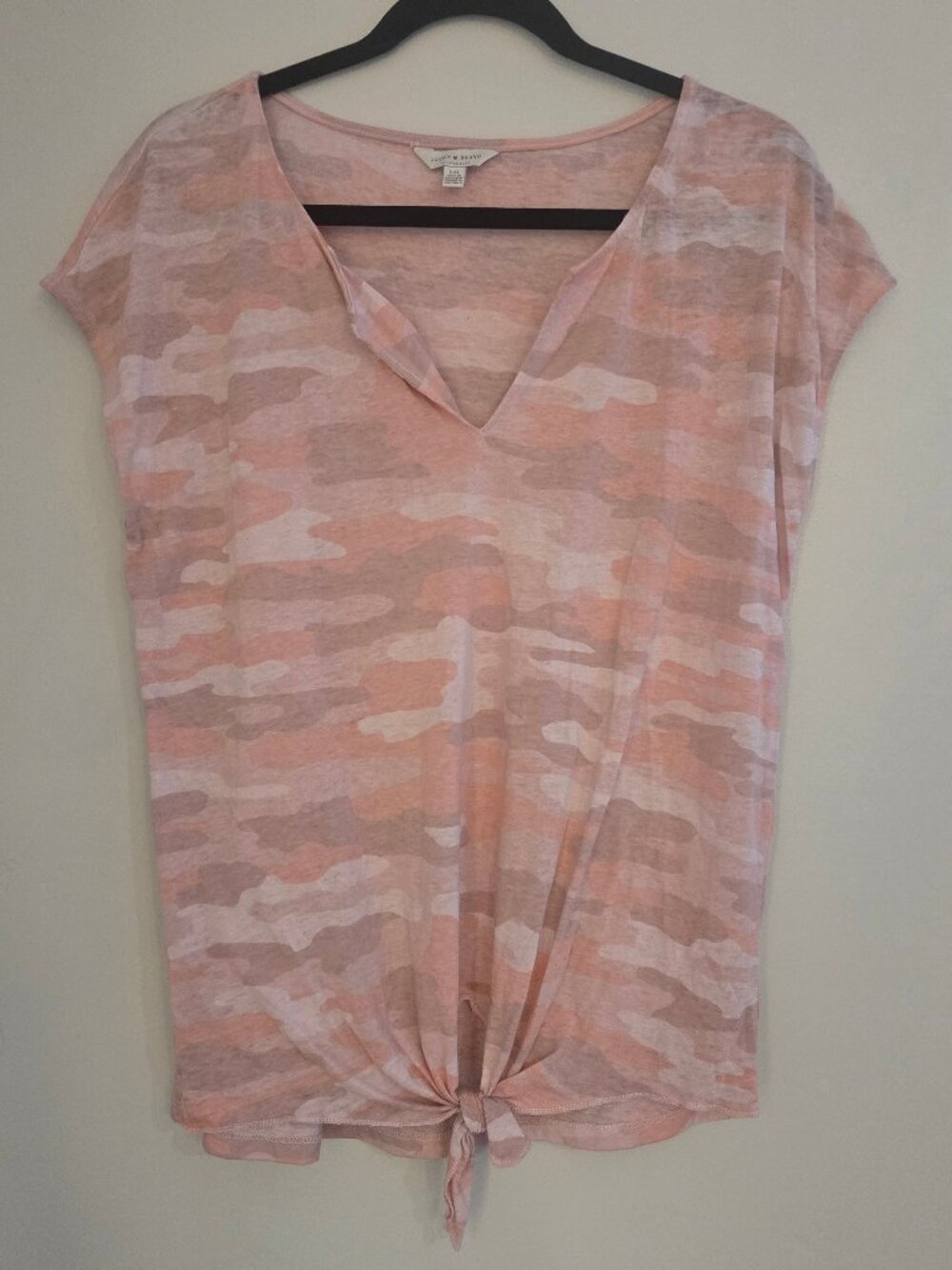 Lucky Brand Pink Camo Tie Front Tee Split V-Neck Cap Sleeve Lightweight Womens L